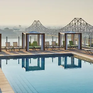 Hotel Four Seasons