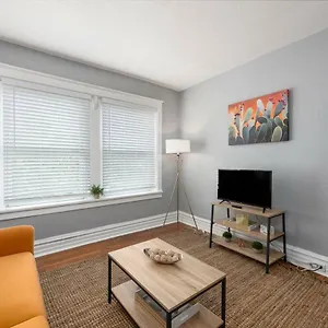 Apartment Charming & Historic 1br