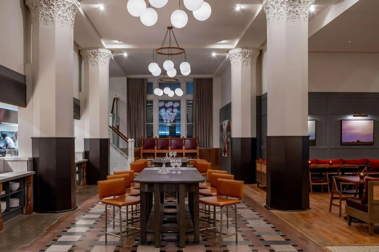 ****  The Last Hotel Saint Louis United States